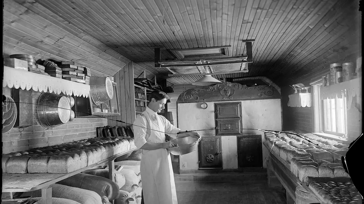 Greenhalgh's – bakery in Firwood Fold, Bolton